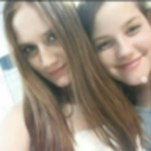 Meet your Posher, Claire